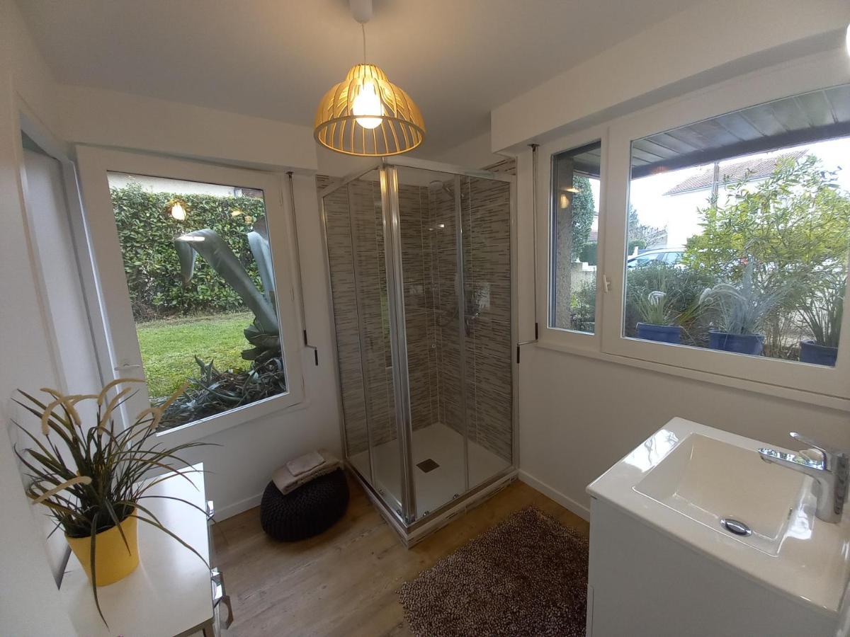 Chez Olivier Apartment โป ภายนอก รูปภาพ